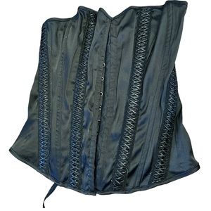 Charlotte Russe Black Corset‎